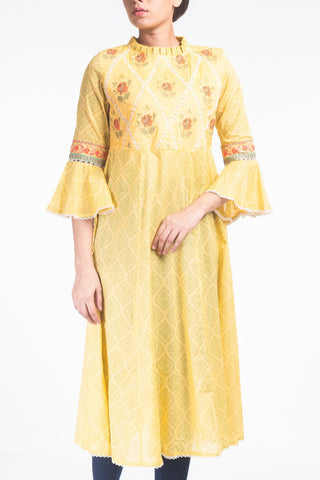 Women's Floral Embroidered Kurti