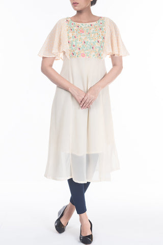 Women's Ethnic Trail