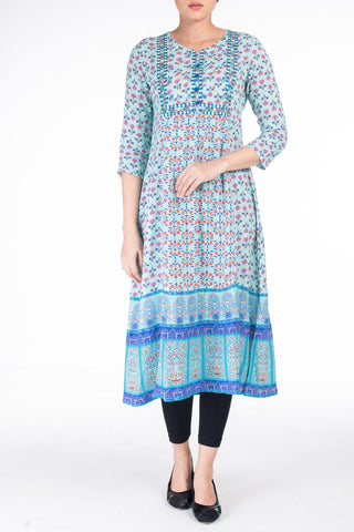 Women's Ethnic Trail