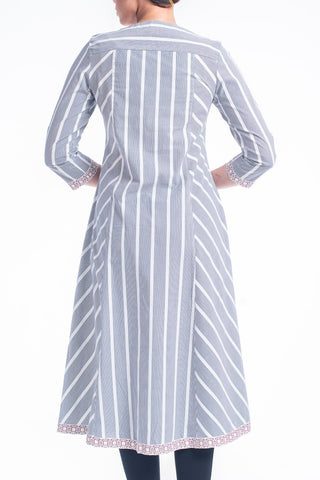 Women's Ethnic Trail